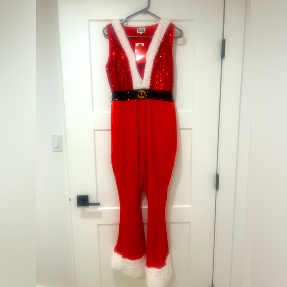 Sexy Santa suit Size Medium - Picture 1 of 5